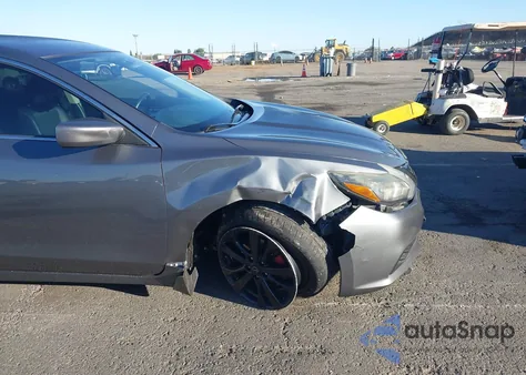 2017 Nissan Altima 2.5 Sr из США, поврежденный, VIN 1N4AL3AP7HC498108